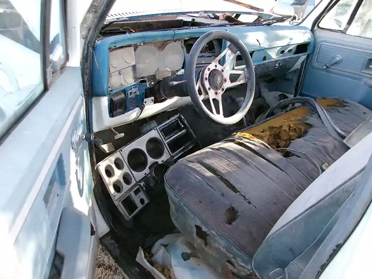 1977 Chevy Silverado Custom Deluxe - Image 4