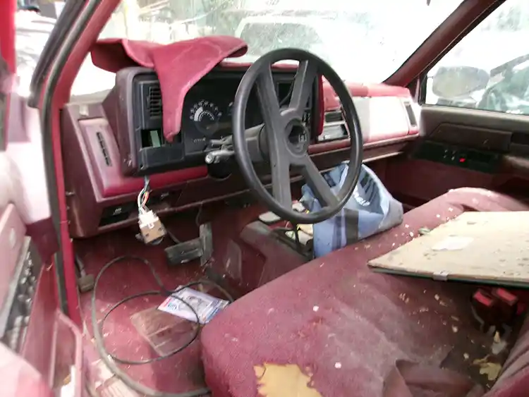 1988 Chevy Silverado 2500 - Image 5