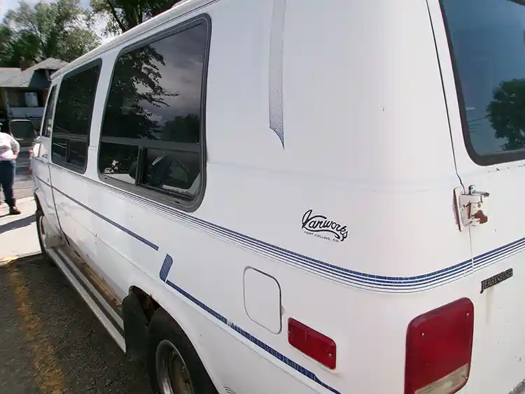 1989 Chevy Van G20 - Image 2