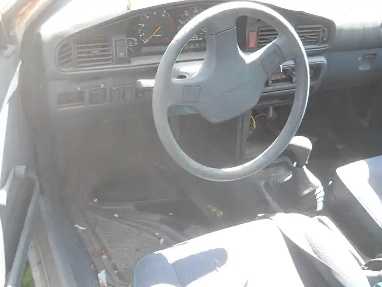 1991 Mazda 626 DX - Image 3