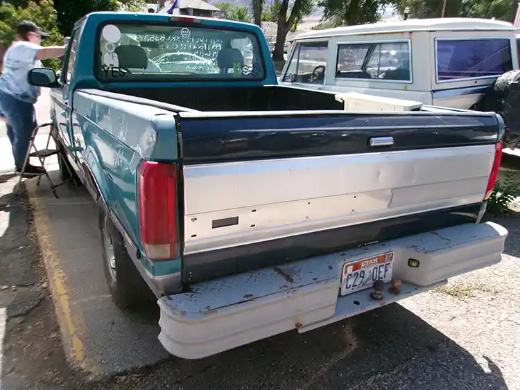 1994 Ford F150 XLT - Image 2