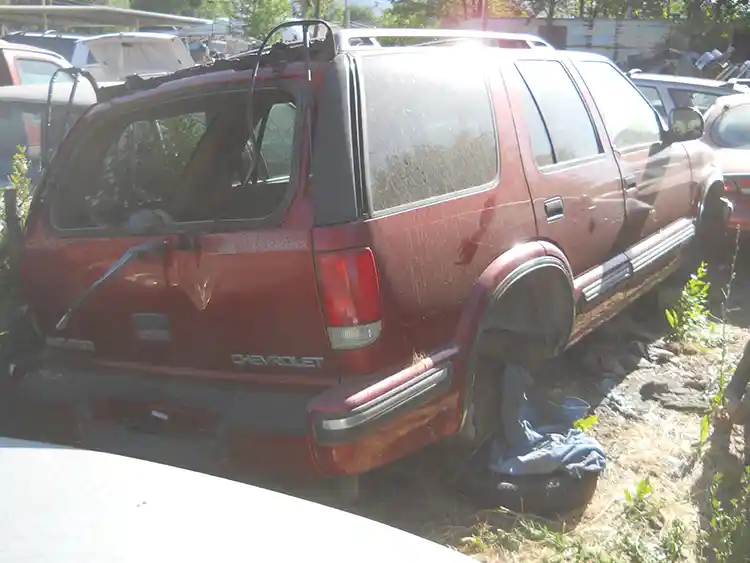 1998 Chevy Blazer LS - Image 2