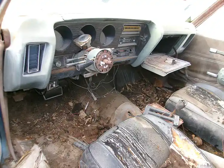1972 Pontiac LeMans Luxury - Image 3