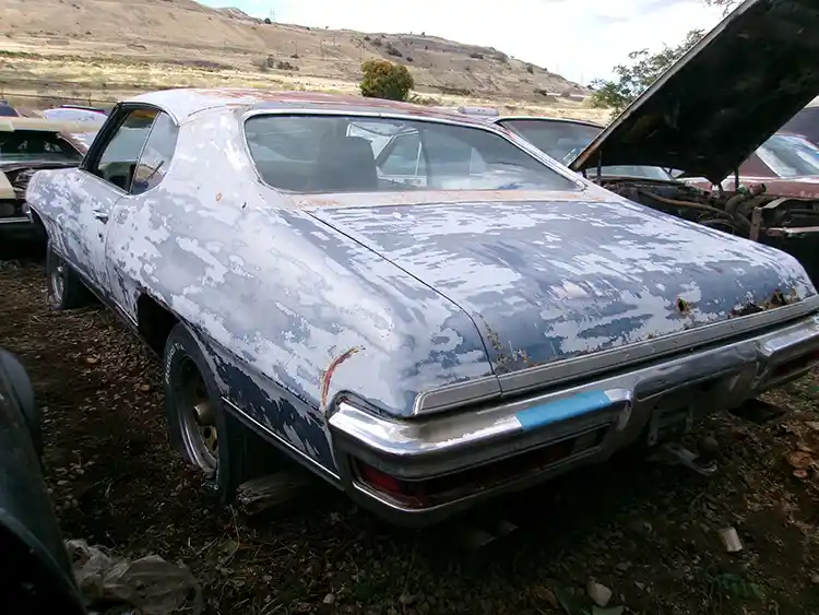 1972 Pontiac LeMans Luxury - Image 2