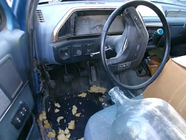 1989 Ford F150 XLT Lariat - Image 3